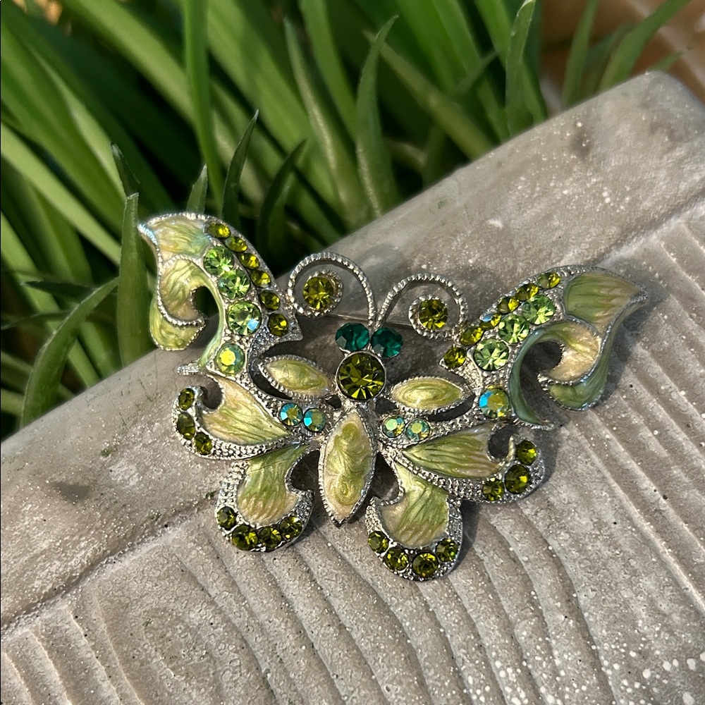 Butterfly brooch Green Crystal and enamel pin